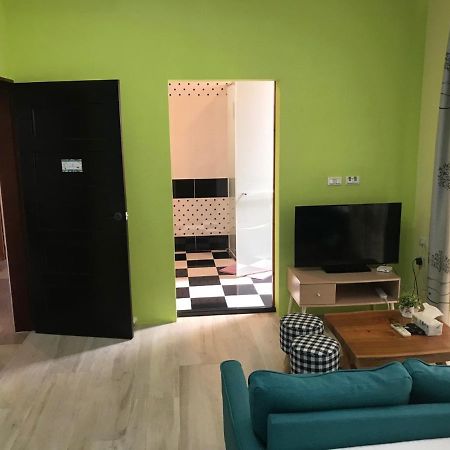 Time Travel B&B Taitung Екстер'єр фото